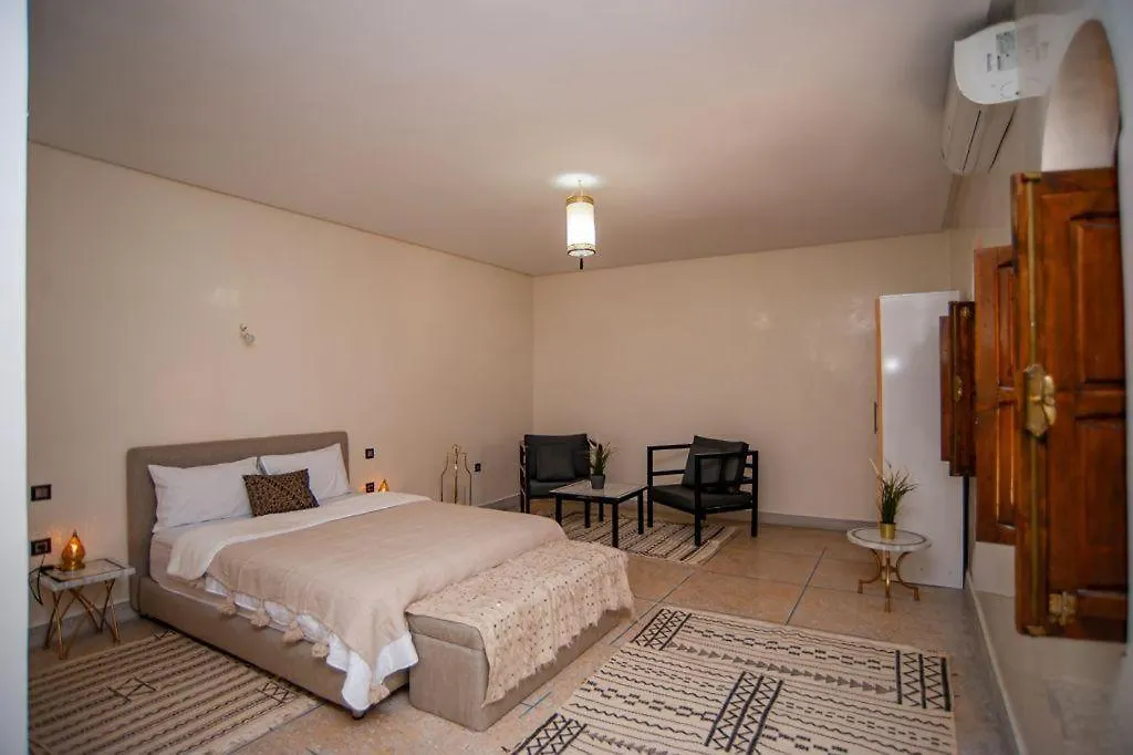 Chill Marrakech Hotel Lagouassem